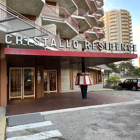 Cristallo 4g Apartment *